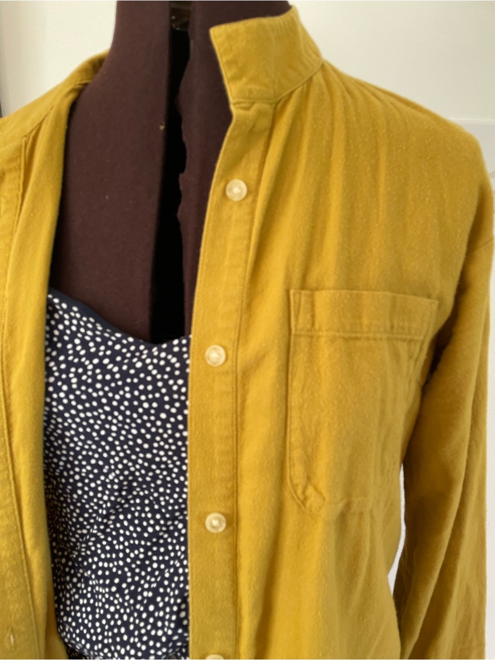UNIQLO 100% Cotton button Down Long sleeve shirt - Picture 7 of 8